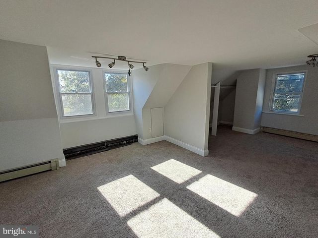 108 S CLIFTON AVE, Aldan, PA 19018