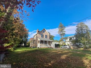 108 S CLIFTON AVE, Aldan, PA 19018