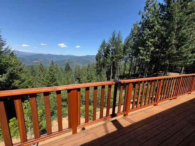 490 Bear Paw Trail, Trinity Center, CA 96091