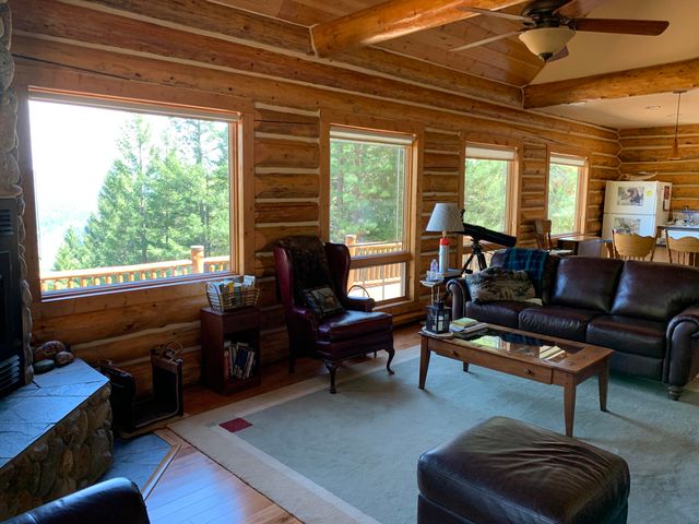 490 Bear Paw Trail, Trinity Center, CA 96091