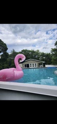 51 Old City Rd, Townsend, MA 01474