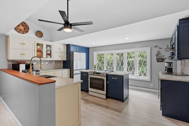 51 Old City Rd, Townsend, MA 01474