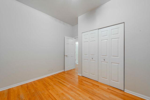 1017 W Dakin Street 1, Chicago, IL 60613