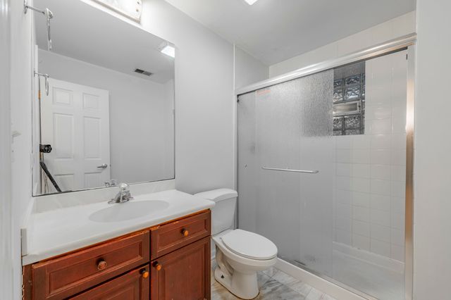 1017 W Dakin Street 1, Chicago, IL 60613