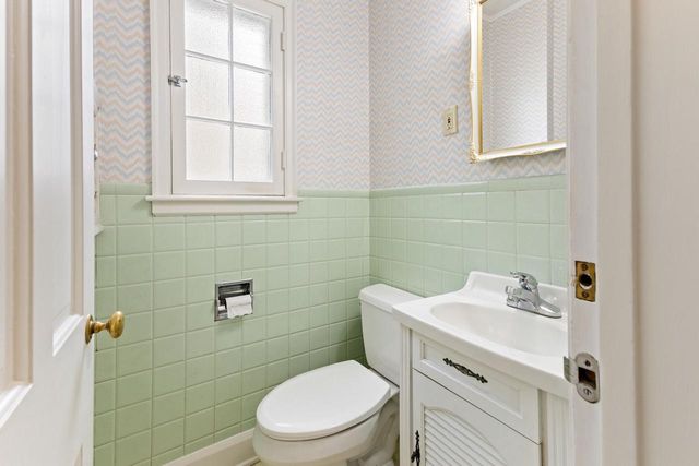 3920 Kinzie AVENUE, Racine, WI 53405