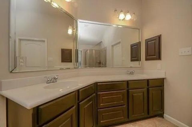 2610 Briar Rose Court, Pearland, TX 77584