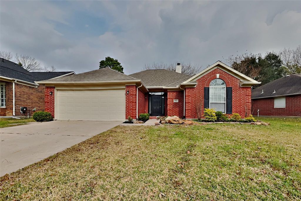 14822 Carolina Falls Lane, Cypress, TX 77433