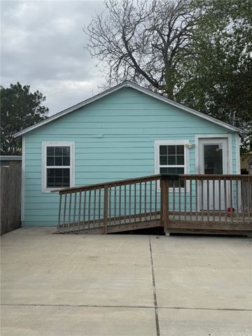 1525 5th St, Corpus Christi, TX 78404