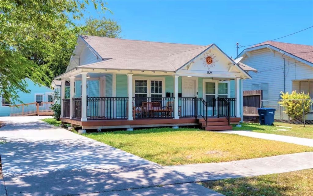 1525 5th St, Corpus Christi, TX 78404 — photo 4