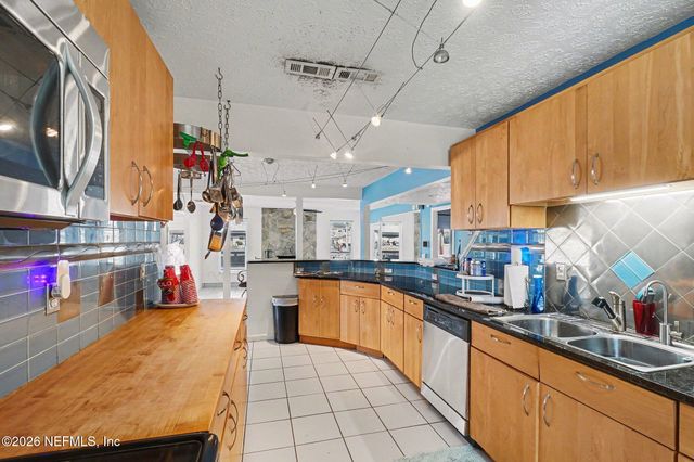 4258 SEABREEZE Drive, Jacksonville, FL 32250