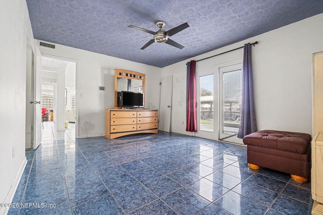 4258 SEABREEZE Drive, Jacksonville, FL 32250