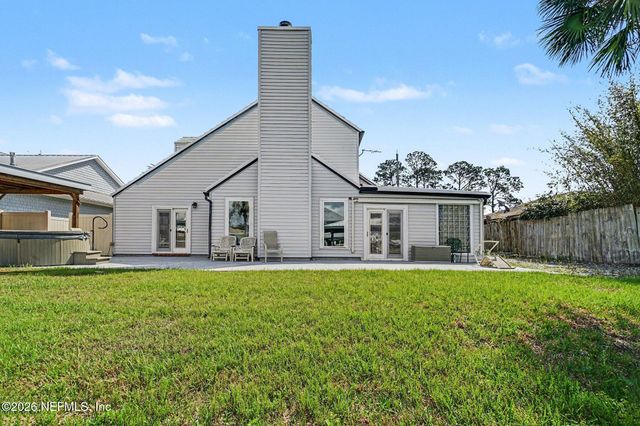 4258 SEABREEZE Drive, Jacksonville, FL 32250