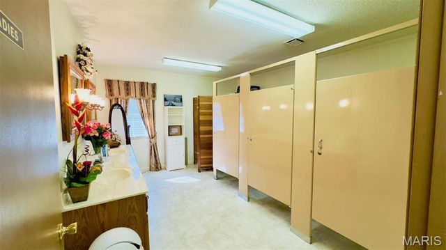 3483 High Ridge Boulevard, High Ridge, MO 63049