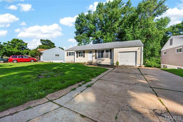 7243 General Sherman Lane, St Louis, MO 63123