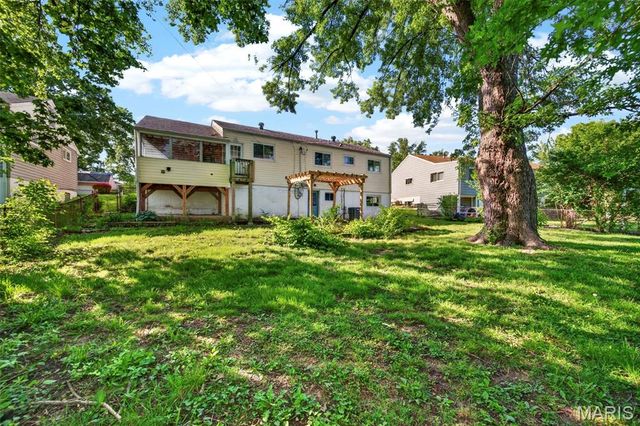 7243 General Sherman Lane, St Louis, MO 63123