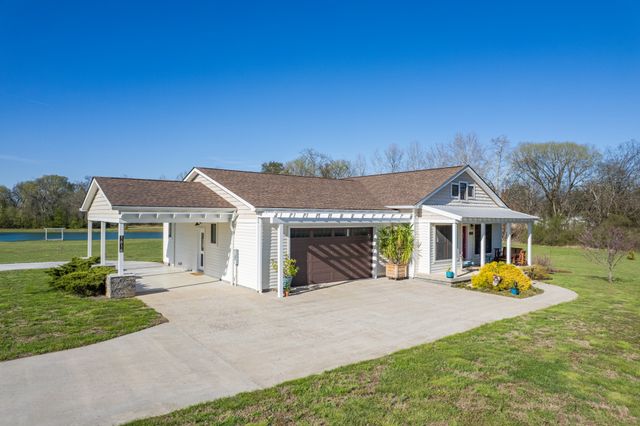 1616 Old Berlin Rd, Lewisburg, TN 37091