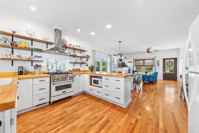 1616 Old Berlin Rd, Lewisburg, TN 37091