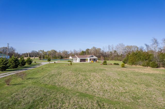 1616 Old Berlin Rd, Lewisburg, TN 37091
