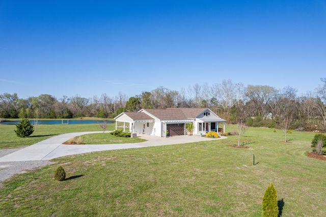 1616 Old Berlin Rd, Lewisburg, TN 37091