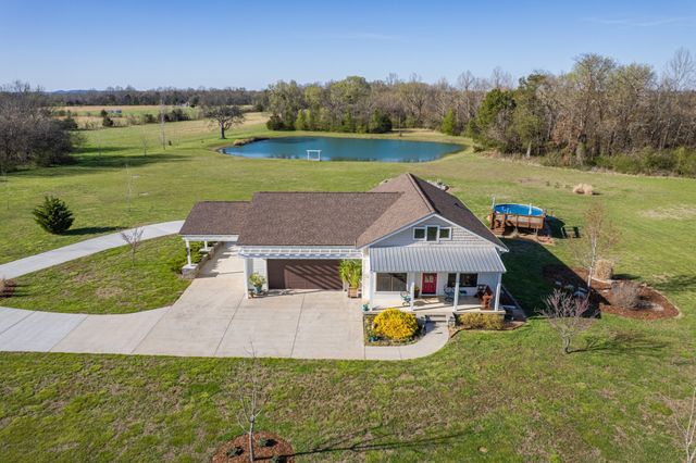 1616 Old Berlin Rd, Lewisburg, TN 37091