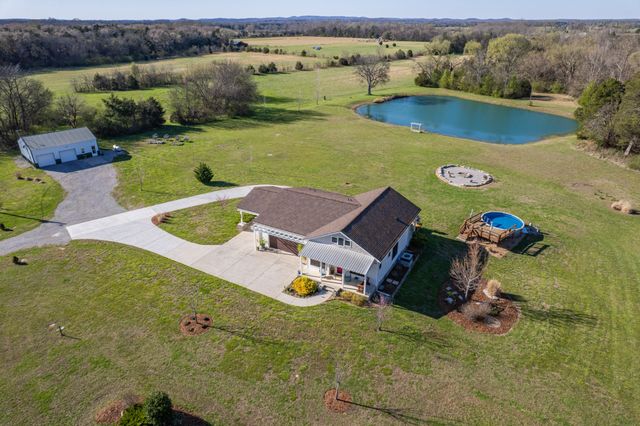 1616 Old Berlin Rd, Lewisburg, TN 37091