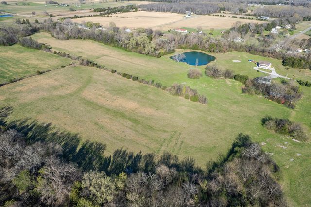 1616 Old Berlin Rd, Lewisburg, TN 37091