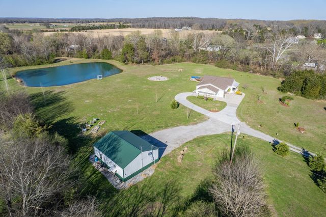 1616 Old Berlin Rd, Lewisburg, TN 37091