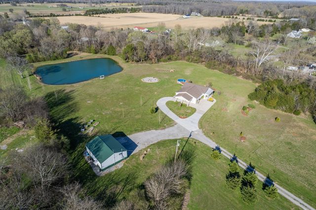 1616 Old Berlin Rd, Lewisburg, TN 37091