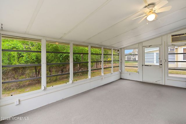 50 Paradise Boulevard, Toms River, NJ 08757