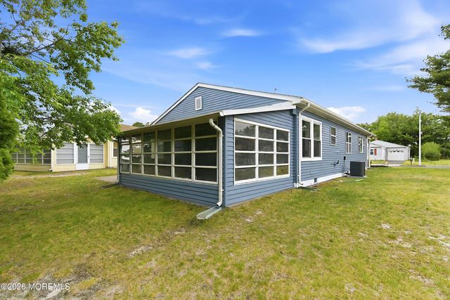 50 Paradise Boulevard, Toms River, NJ 08757