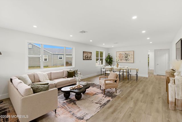 50 Paradise Boulevard, Toms River, NJ 08757