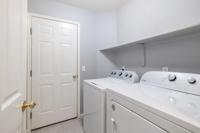 1706 COLUMBINE LN, Leander, TX 78641