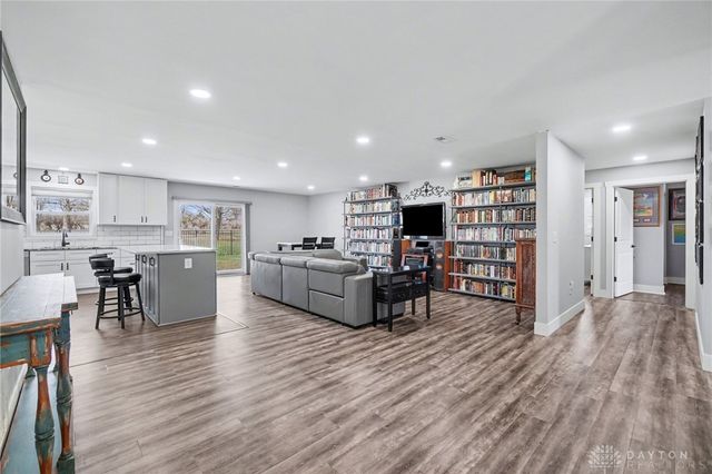 1911 N Us Route 42, Lebanon, OH 45036