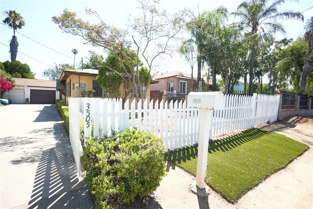 3505 McKinley, Riverside, CA 92506