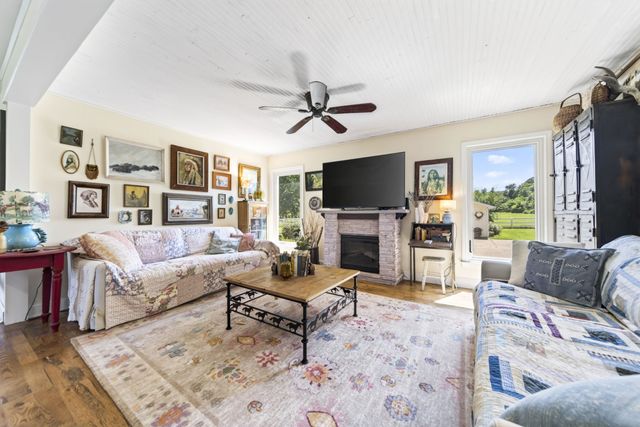 1810 Baker Rd, Goodlettsville, TN 37072
