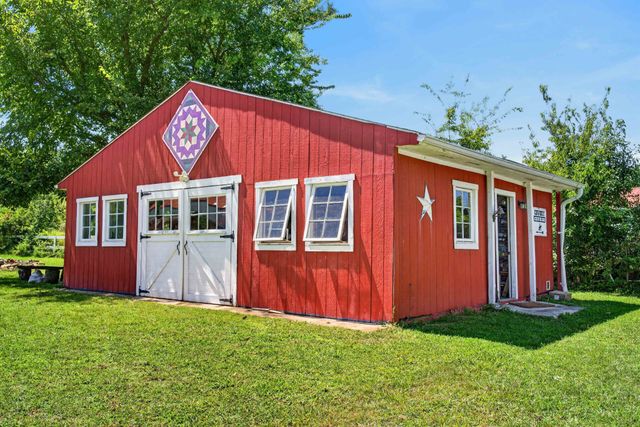 1810 Baker Rd, Goodlettsville, TN 37072