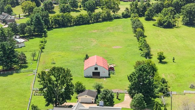 1810 Baker Rd, Goodlettsville, TN 37072