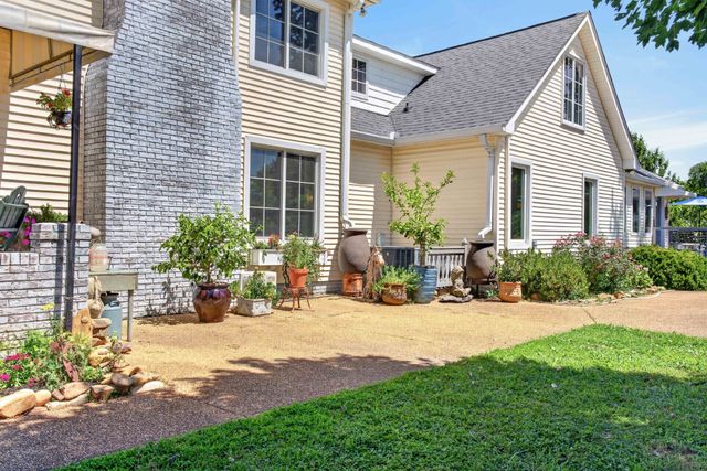 1810 Baker Rd, Goodlettsville, TN 37072