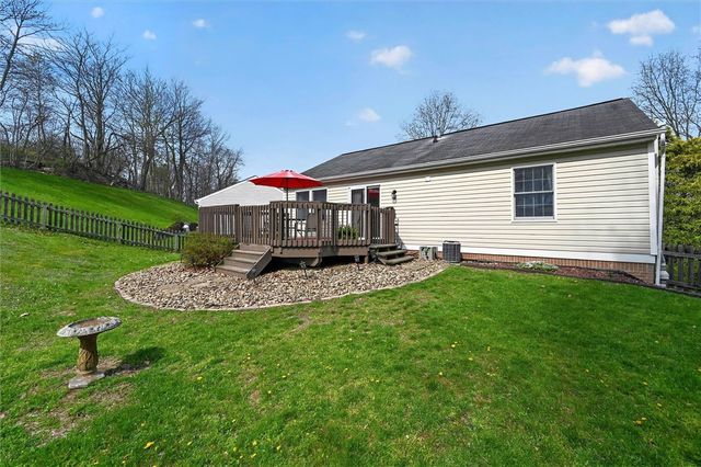 307 Lawrence Pl, Coraopolis, PA 15108