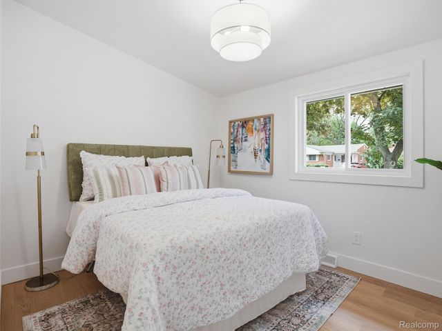 413 Poplar Avenue, Royal Oak, MI 48073