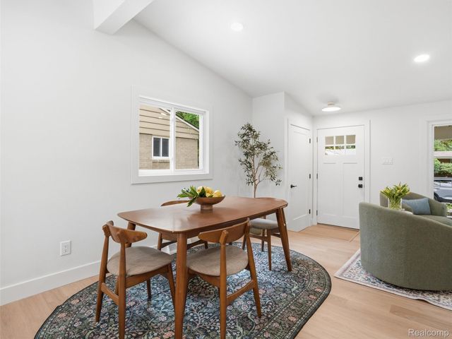 413 Poplar Avenue, Royal Oak, MI 48073