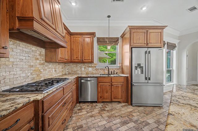 6962 Micahs Way, Greenwell Springs, LA 70739
