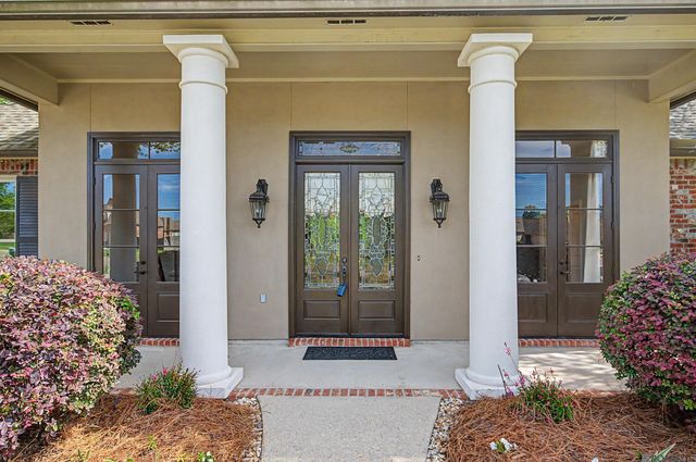 6962 Micahs Way, Greenwell Springs, LA 70739