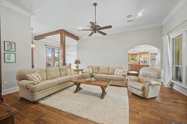6962 Micahs Way, Greenwell Springs, LA 70739