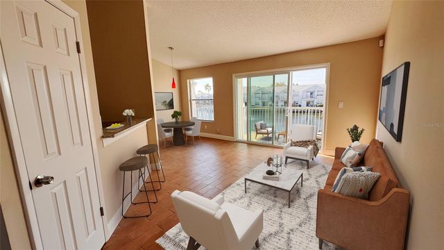 2532 WOODGATE BOULEVARD 202, Orlando, FL 32822