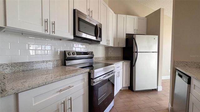 2532 WOODGATE BOULEVARD 202, Orlando, FL 32822