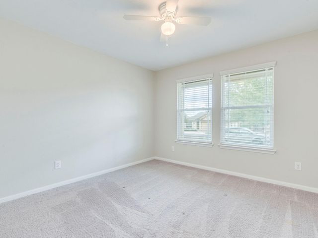 141 Linden LN, San Marcos, TX 78666