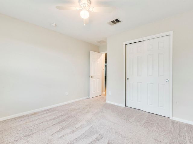 141 Linden LN, San Marcos, TX 78666