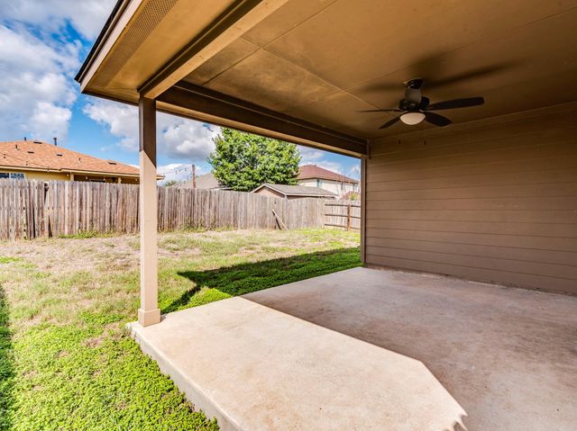 141 Linden LN, San Marcos, TX 78666