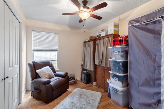 7032 Weatherwood Dr, Pensacola, FL 32506